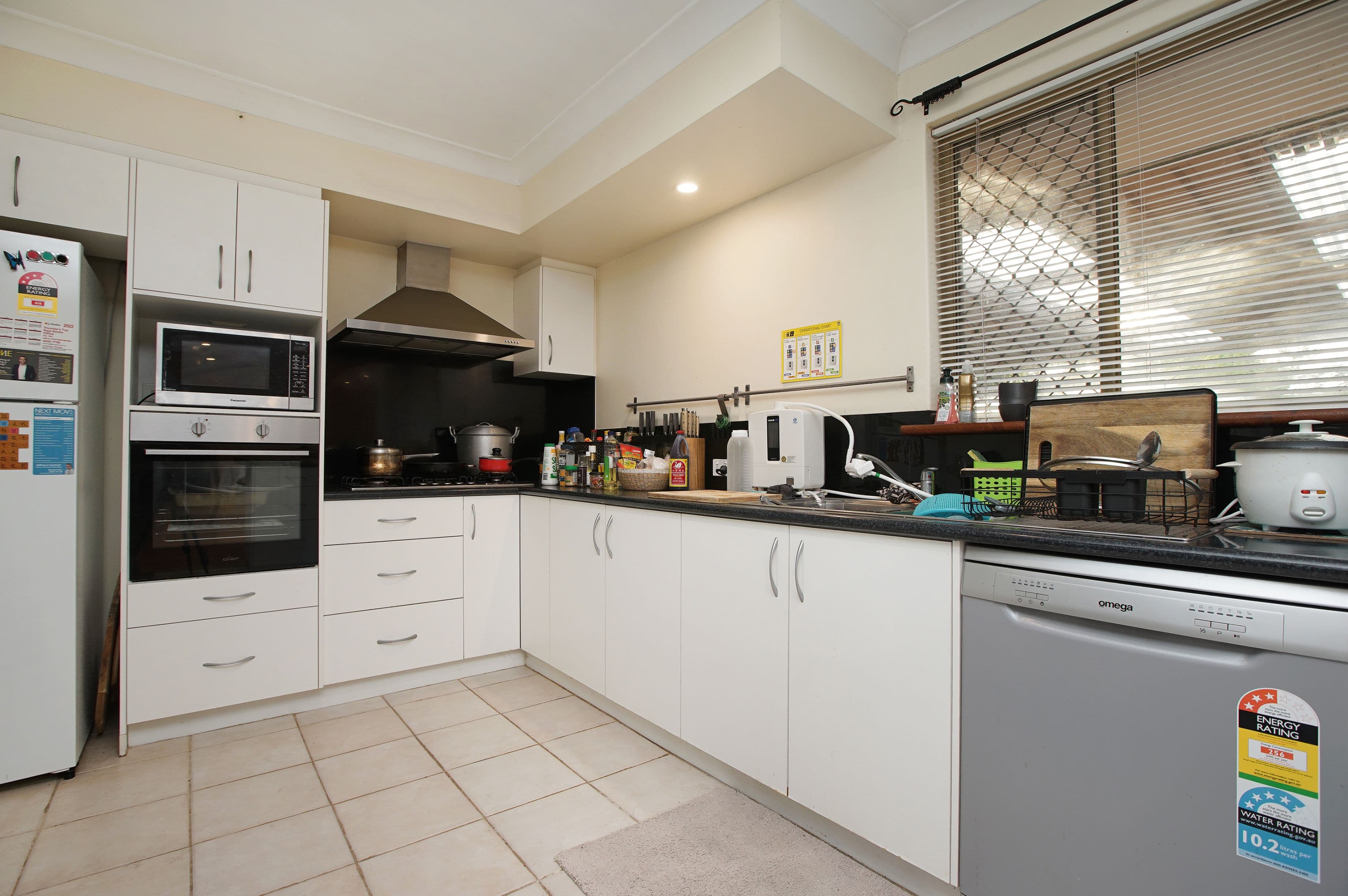 17 Sutherland Drive, Thornlie WA 6108, Thornlie - Thumbnail 7