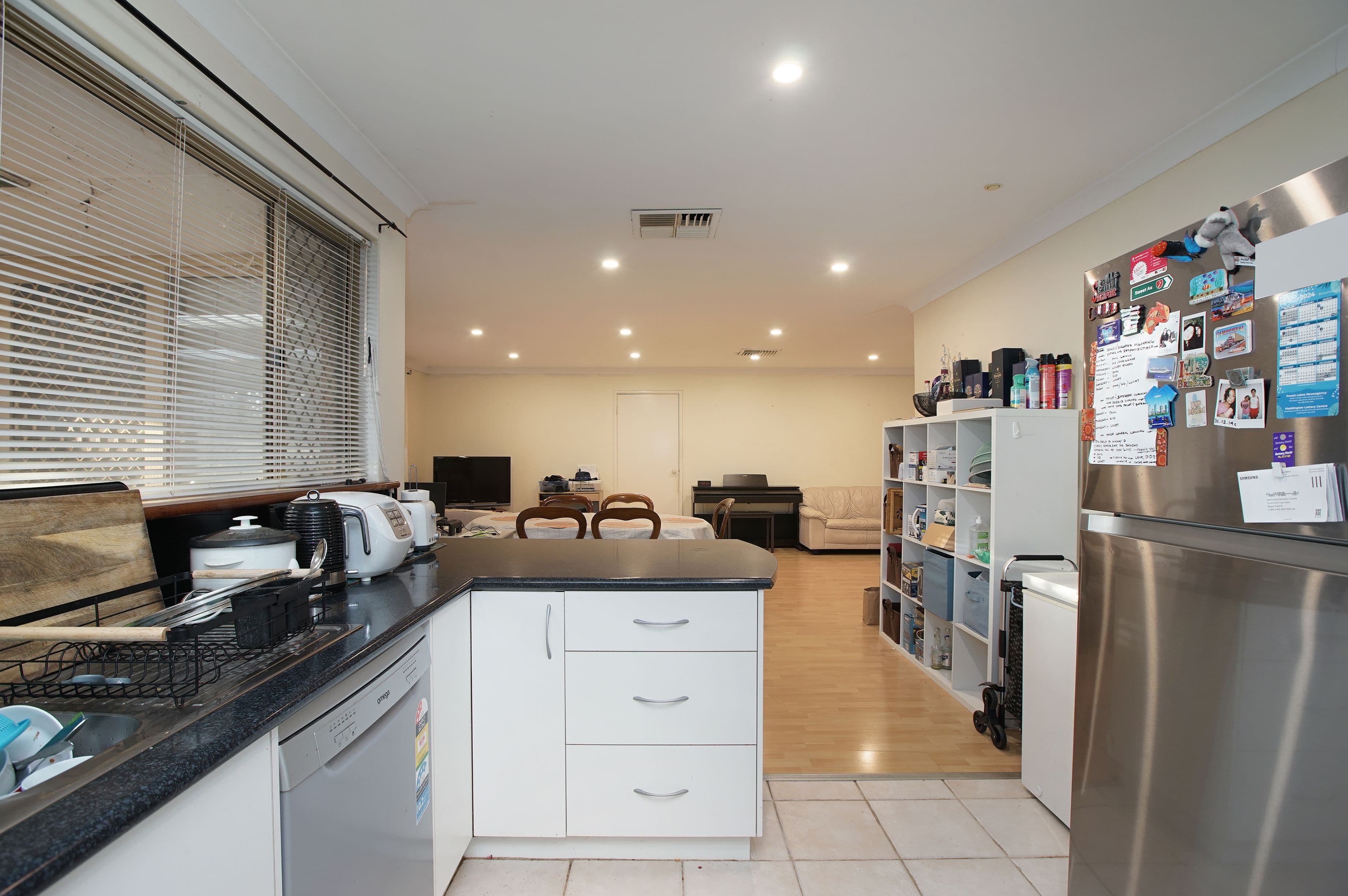 17 Sutherland Drive, Thornlie WA 6108, Thornlie - Thumbnail 8