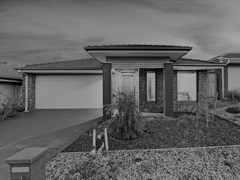 9 Homebush Avenue, Cranbourne East - Image 1