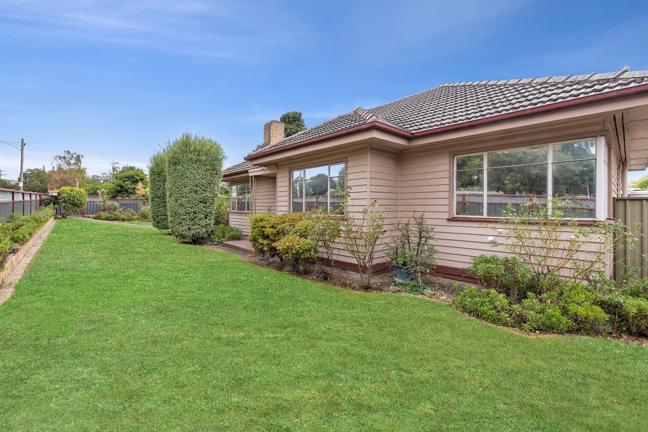 20 Banfield Street, Ararat VIC 3377, Ararat - Thumbnail 2