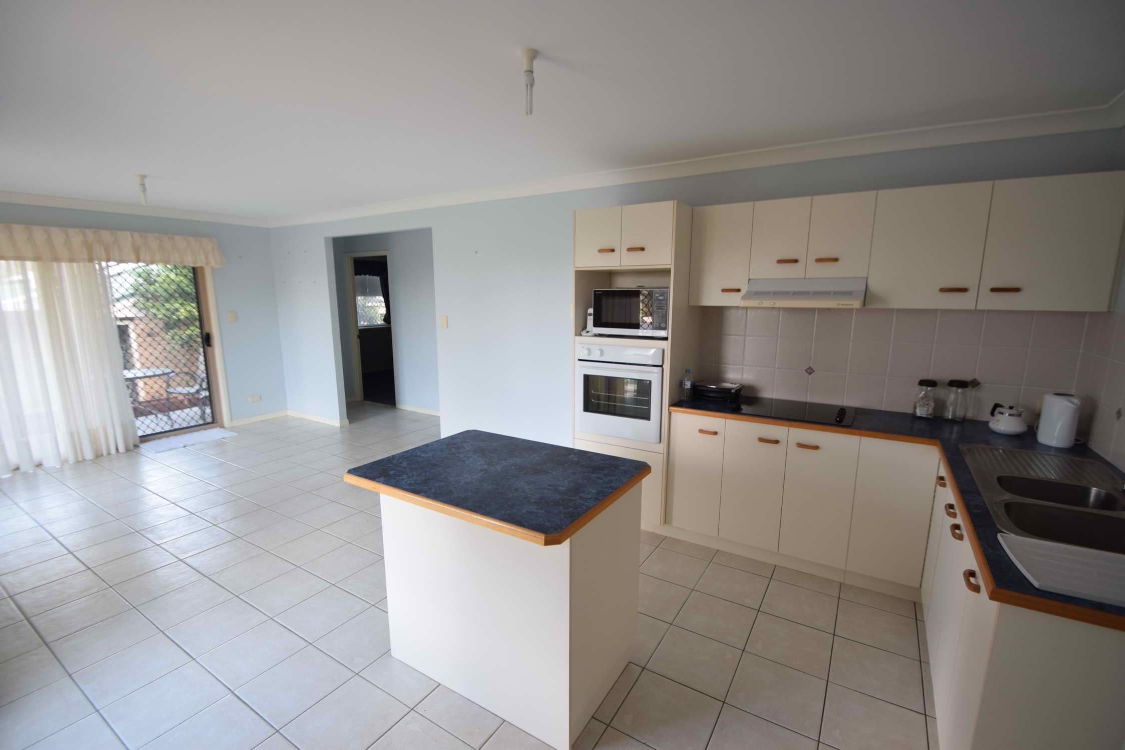 40 Barbour Street, Esk QLD 4312, Esk - Thumbnail 3