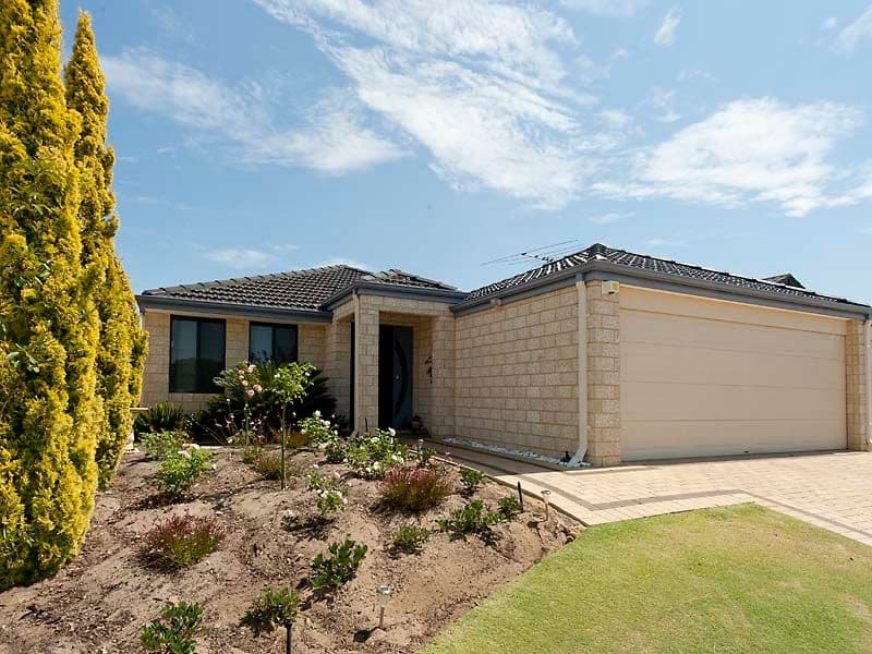 15 Casey Close, CANNING VALE WA 6155, Canning Vale - Image 1