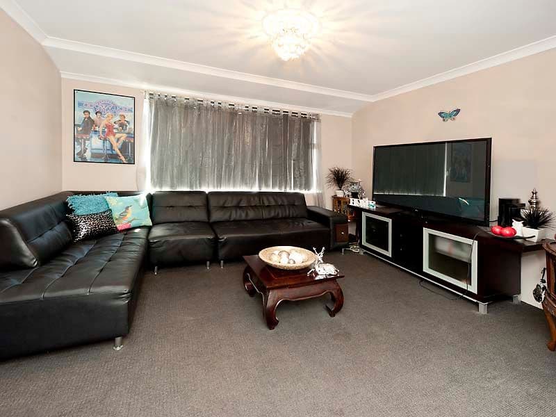 15 Casey Close, CANNING VALE WA 6155, Canning Vale - Thumbnail 3