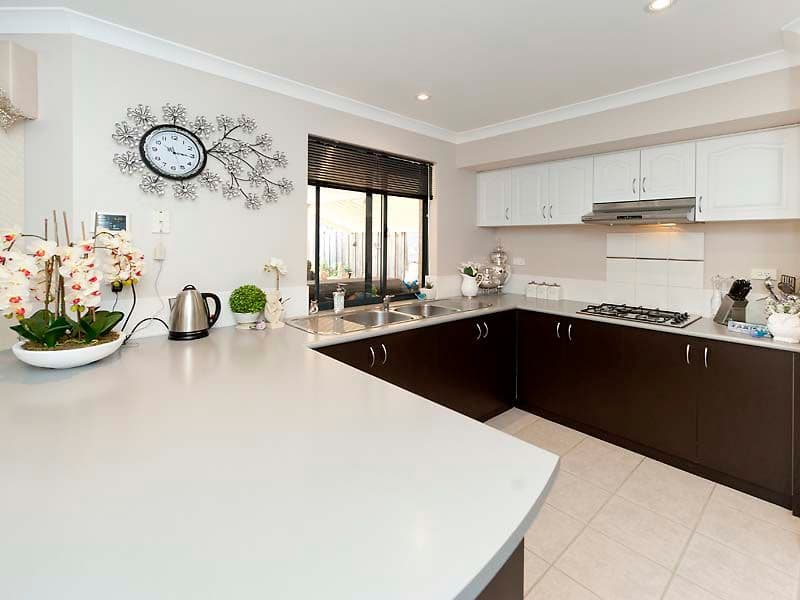 15 Casey Close, CANNING VALE WA 6155, Canning Vale - Thumbnail 4