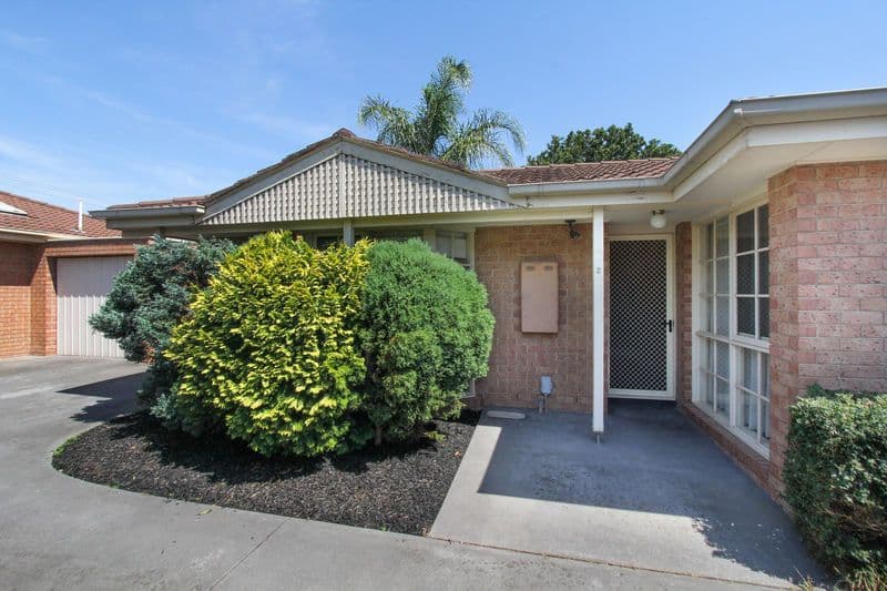 43 Kangaroo Road, MURRUMBEENA VIC 3163, Murrumbeena - Thumbnail 2