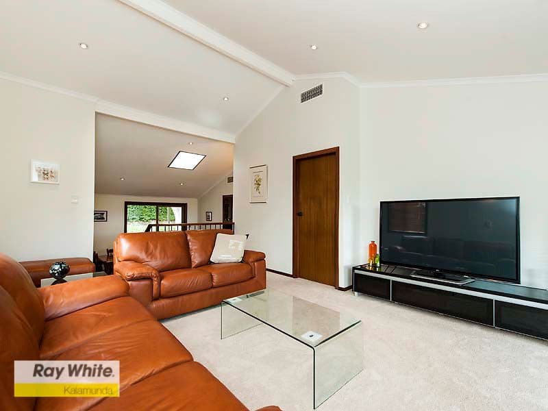 16 Jones Street, Kalamunda WA 6076, Kalamunda - Thumbnail 3
