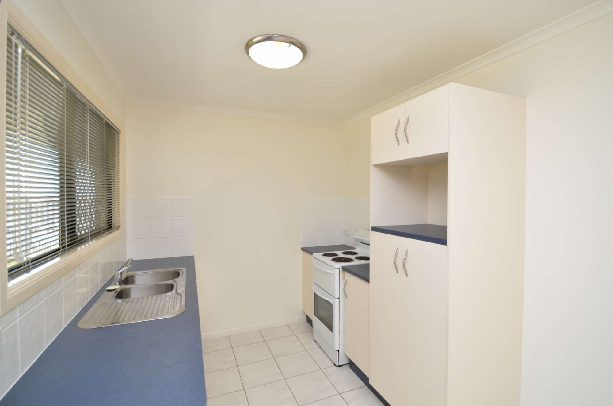 3 Simonsen Court, KELSO QLD 4815, Kelso - Thumbnail 4