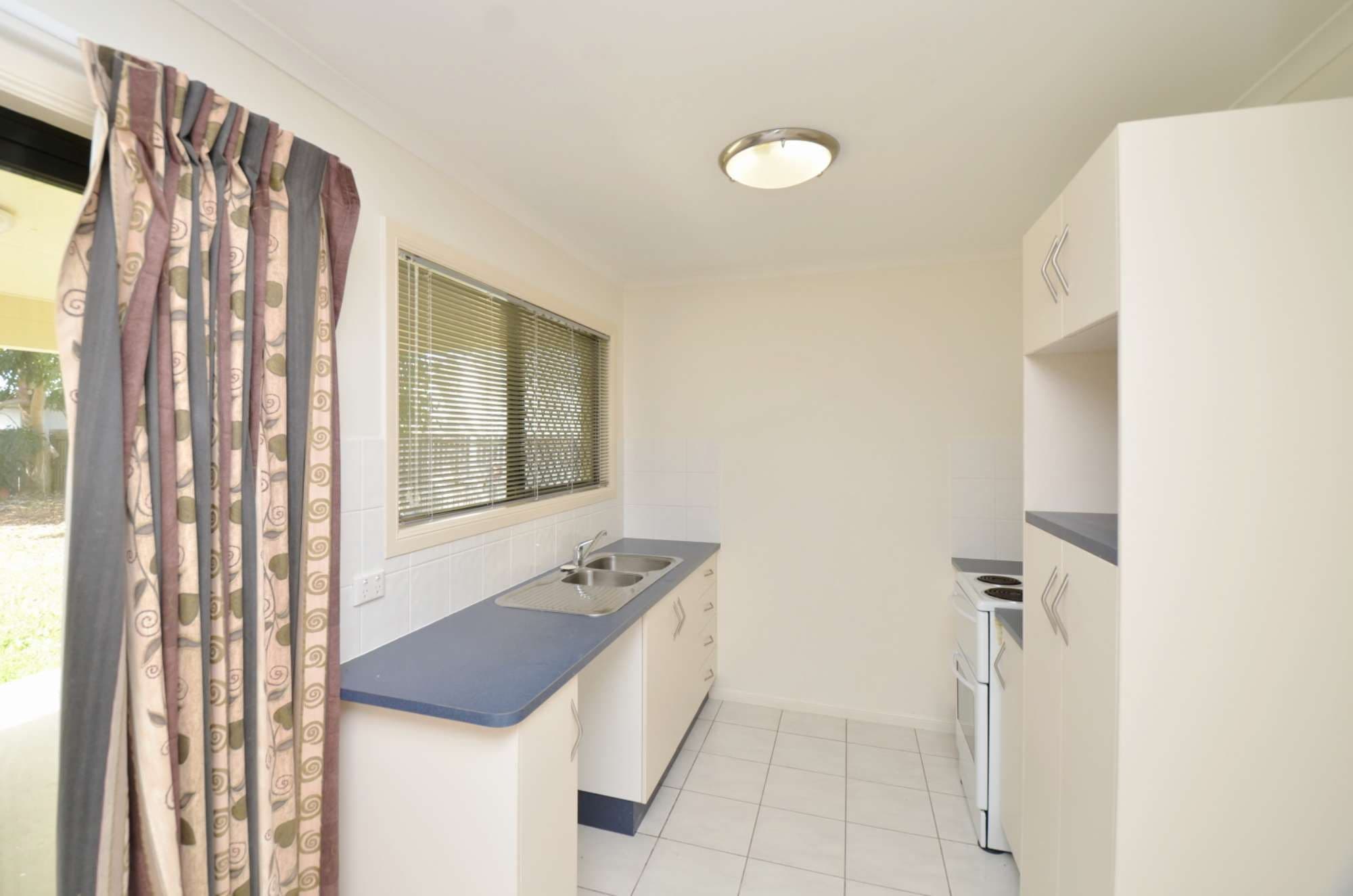 3 Simonsen Court, KELSO QLD 4815, Kelso - Thumbnail 5