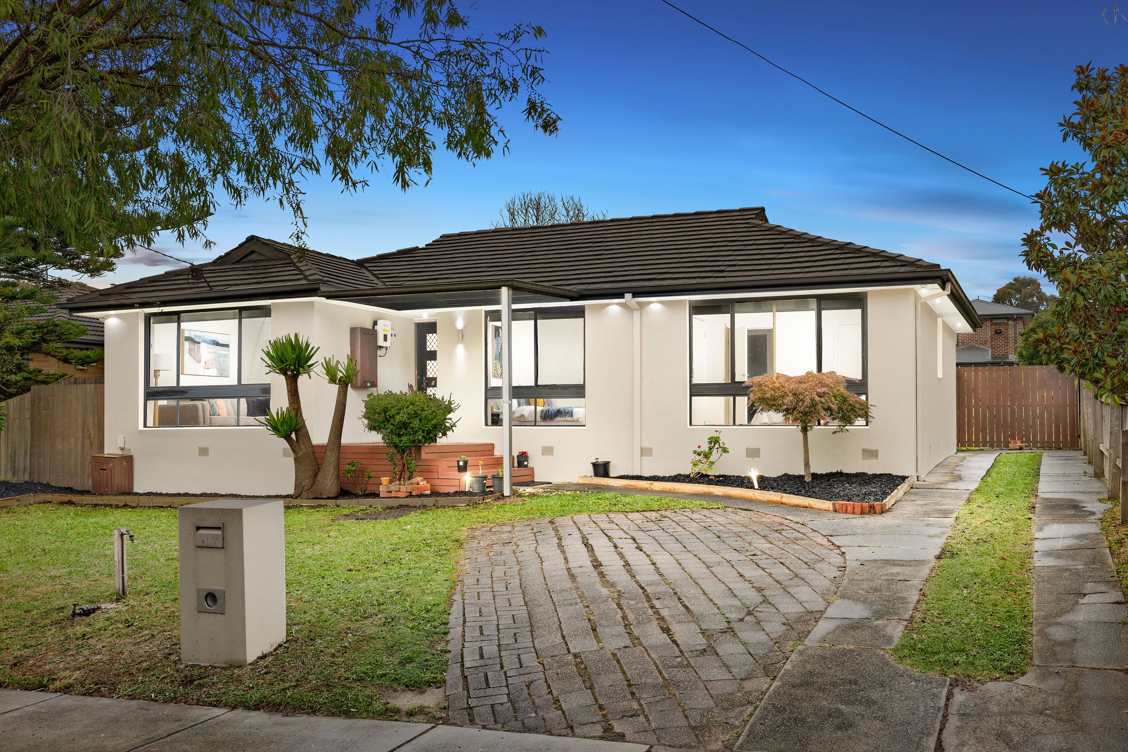 16 Whitby Close, Echuca VIC 3564, Echuca - Image 1