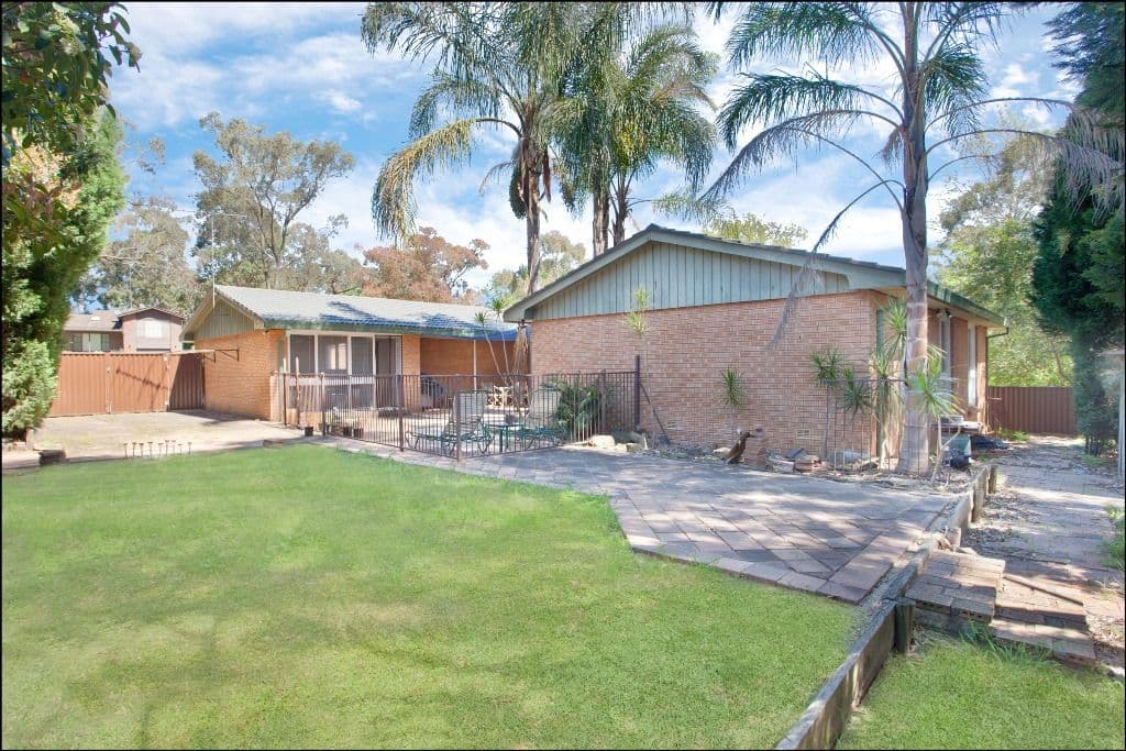 11 Patrick Avenue, CASTLE HILL NSW 2154, Castle Hill - Thumbnail 4