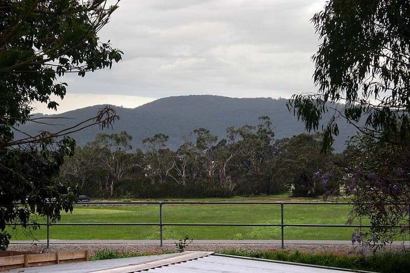 41 Gateshead Drive, WANTIRNA SOUTH VIC 3152, Wantirna South - Thumbnail 4