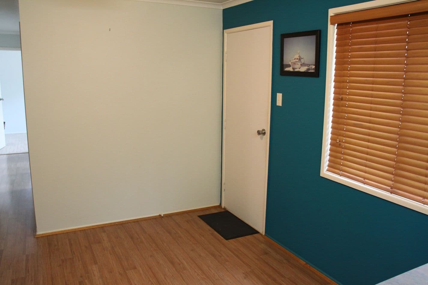 10 Sayre Crescent, BOYNE ISLAND QLD 4680, Boyne Island - Thumbnail 7
