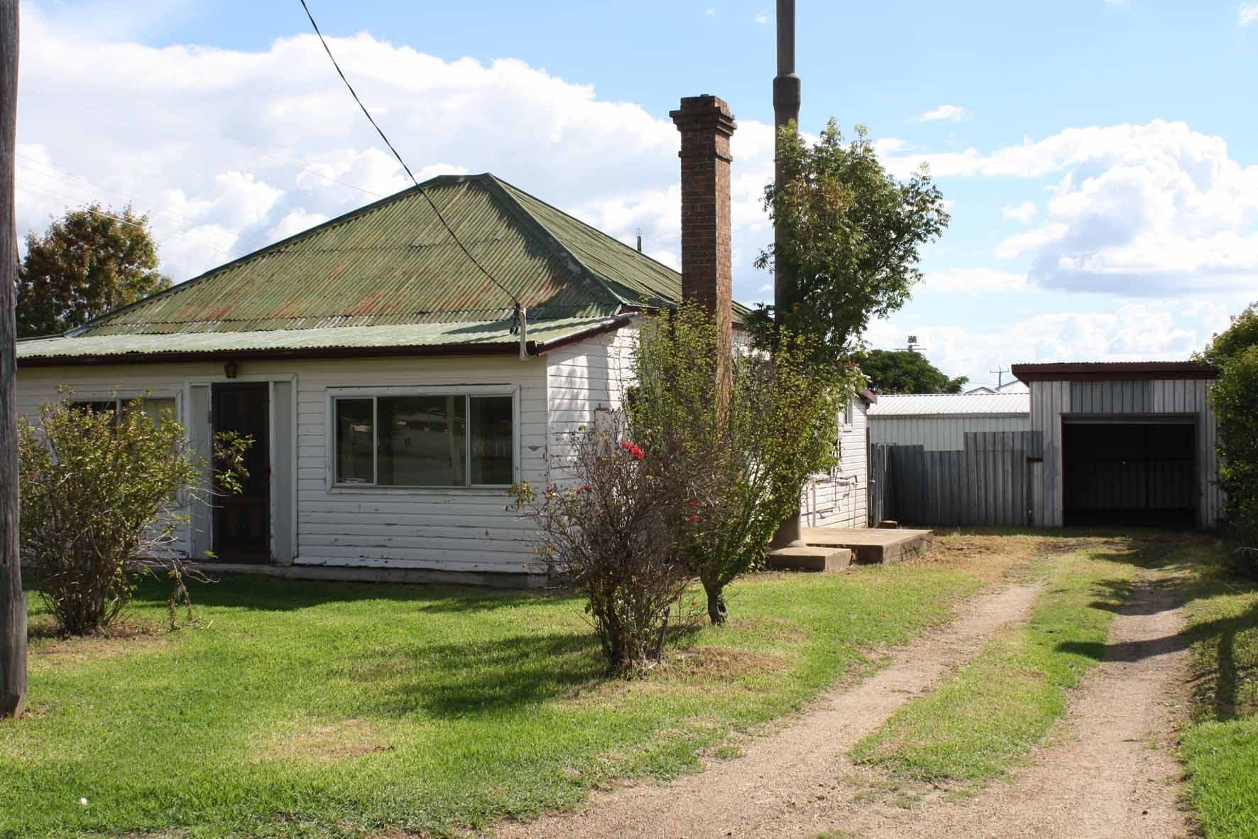 48 Bourke, GLEN INNES NSW 2370, Glen Innes - Image 1
