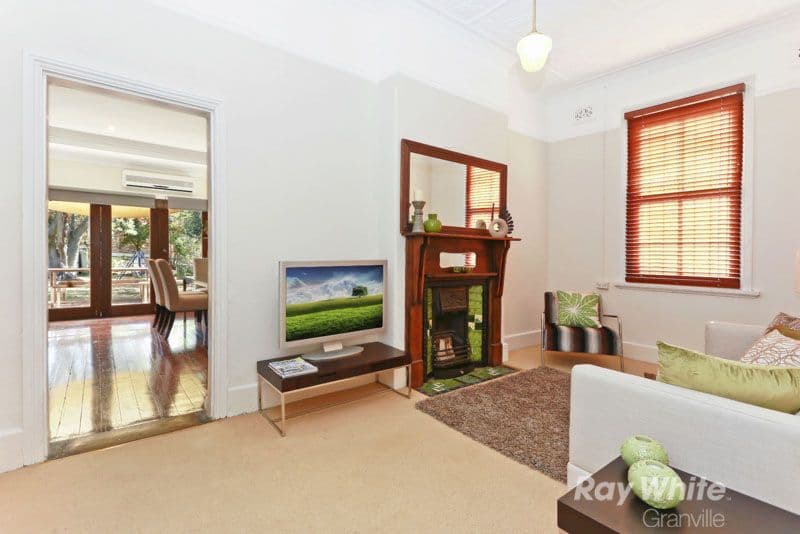 34 The Avenue, GRANVILLE NSW 2142, Granville - Thumbnail 2
