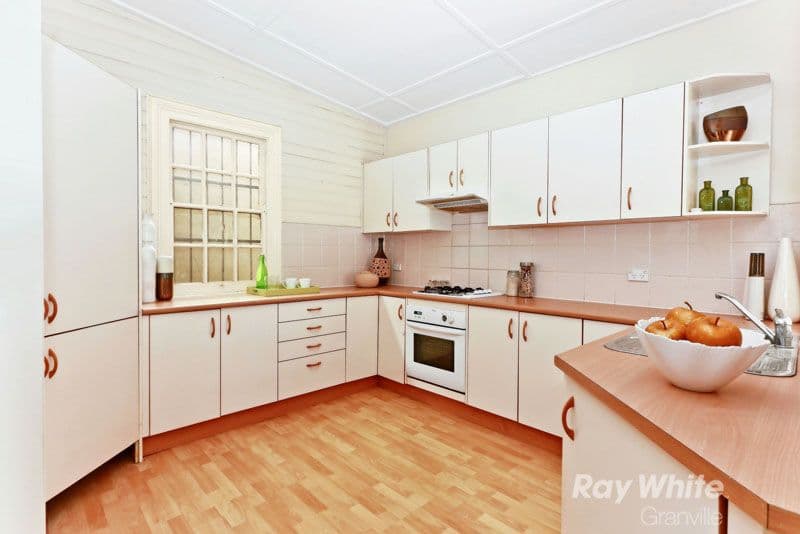 34 The Avenue, GRANVILLE NSW 2142, Granville - Thumbnail 4