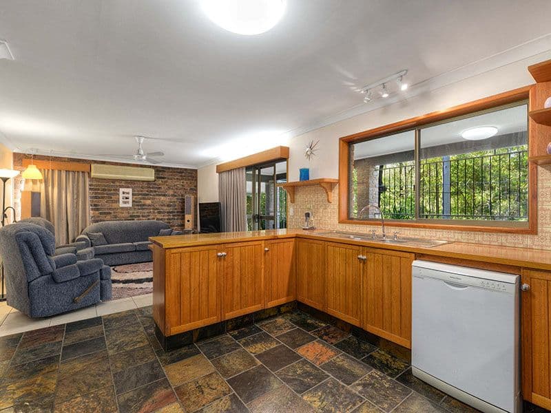 67 Corrofin Street, Ferny Grove QLD 4055, Ferny Grove - Thumbnail 5