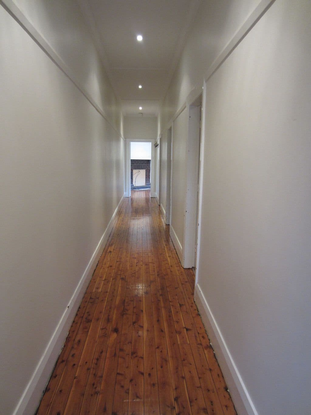 136 DeBoos Street, Temora NSW 2666, Temora - Thumbnail 8
