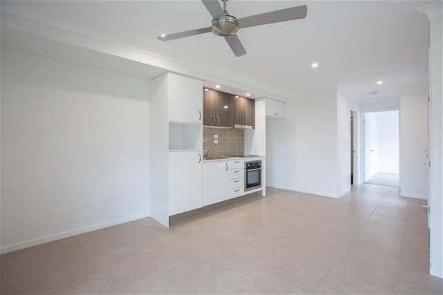4 Arburry Crescent BRASSALL, QLD, Brassall, - Thumbnail 5