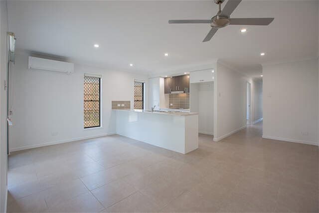 4 Arburry Crescent BRASSALL, QLD, Brassall, - Thumbnail 8