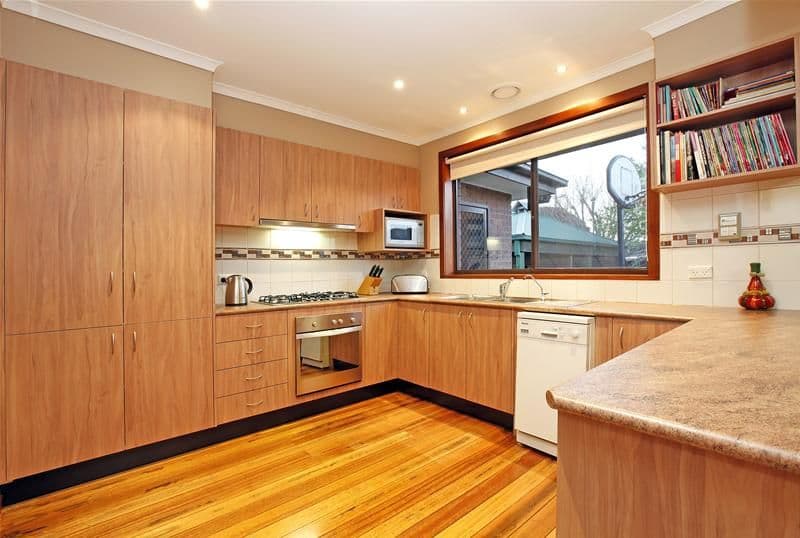 52 McLeans Road, BUNDOORA VIC 3083, Bundoora - Thumbnail 2