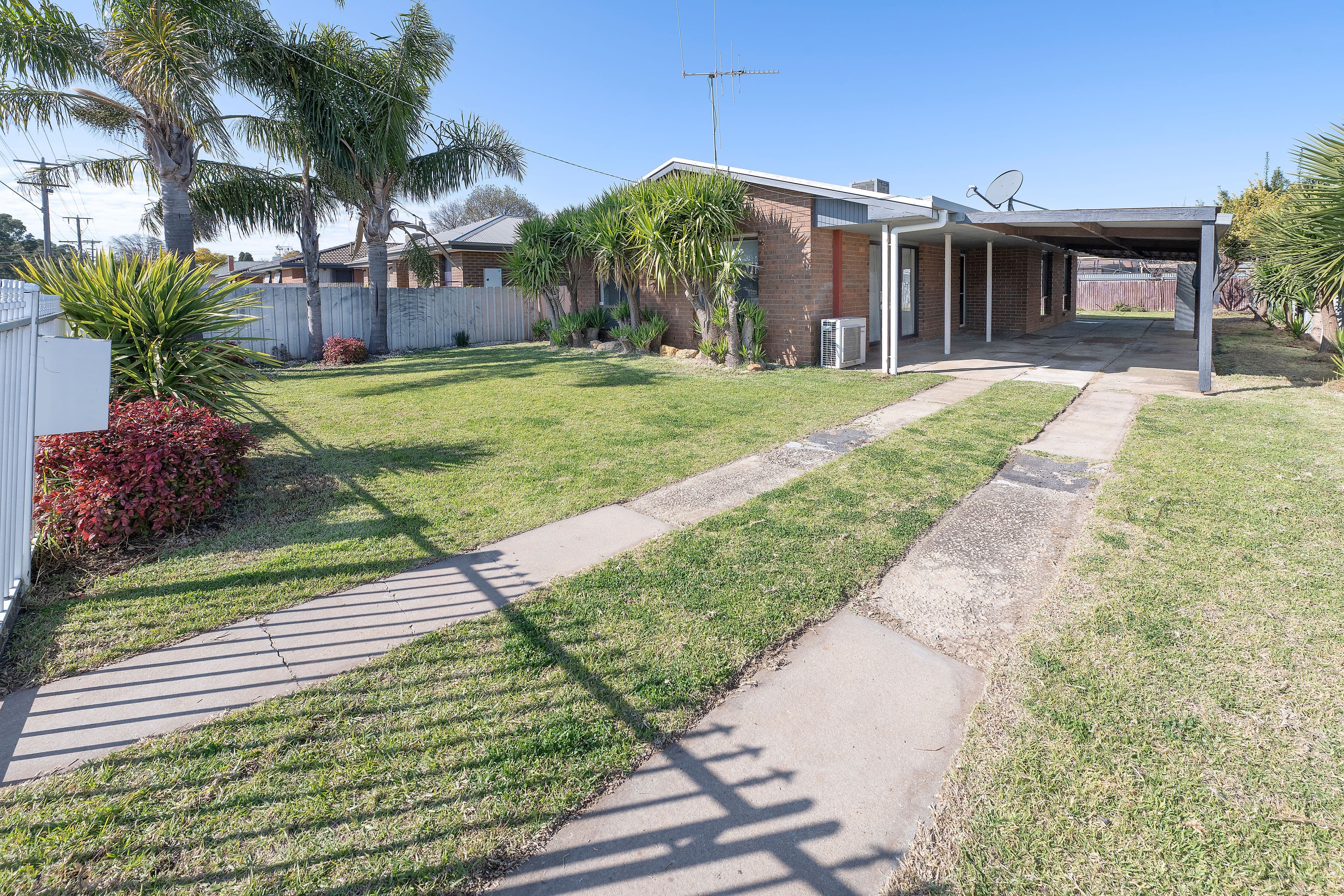 129 McCallum Street, Swan Hill VIC 3585, Swan Hill - Thumbnail 2