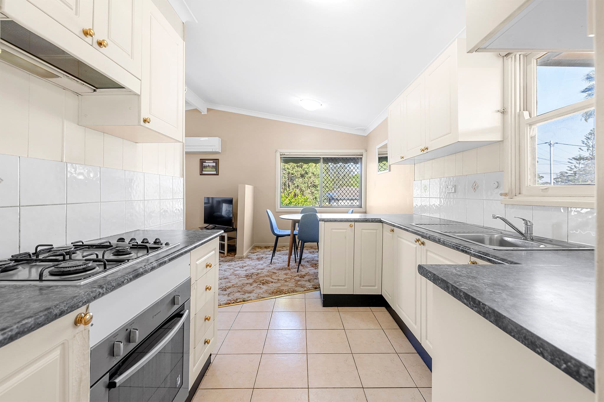 11 Baudin Crescent, Fairfield West NSW 2165, Fairfield West - Thumbnail 7