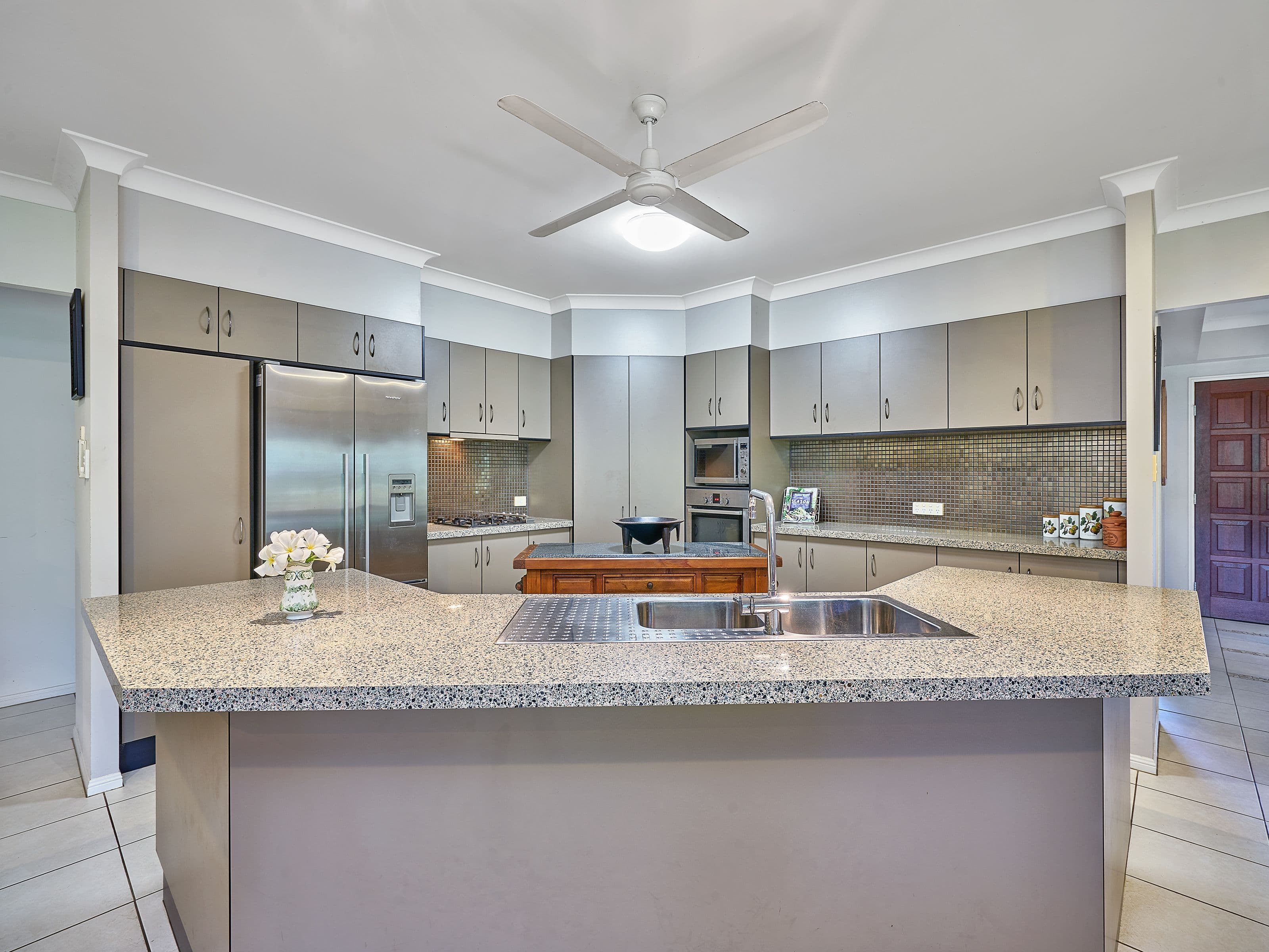 75 West Parkridge Drive, Brinsmead QLD 4870, Brinsmead - Thumbnail 2