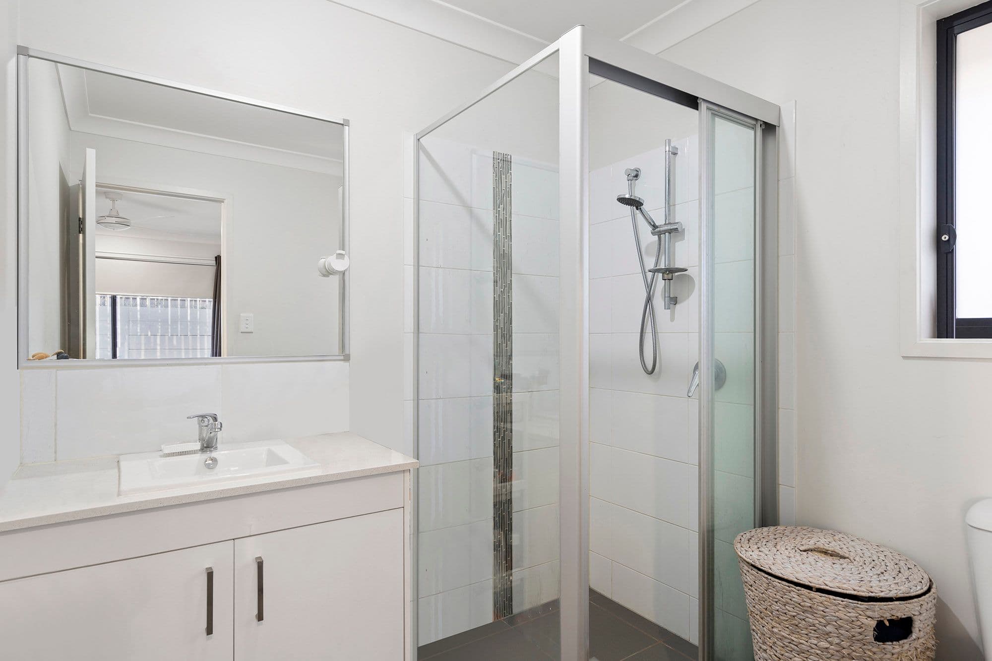11 Tomlinson Street, Yarrabilba QLD 4207, Yarrabilba - Thumbnail 8