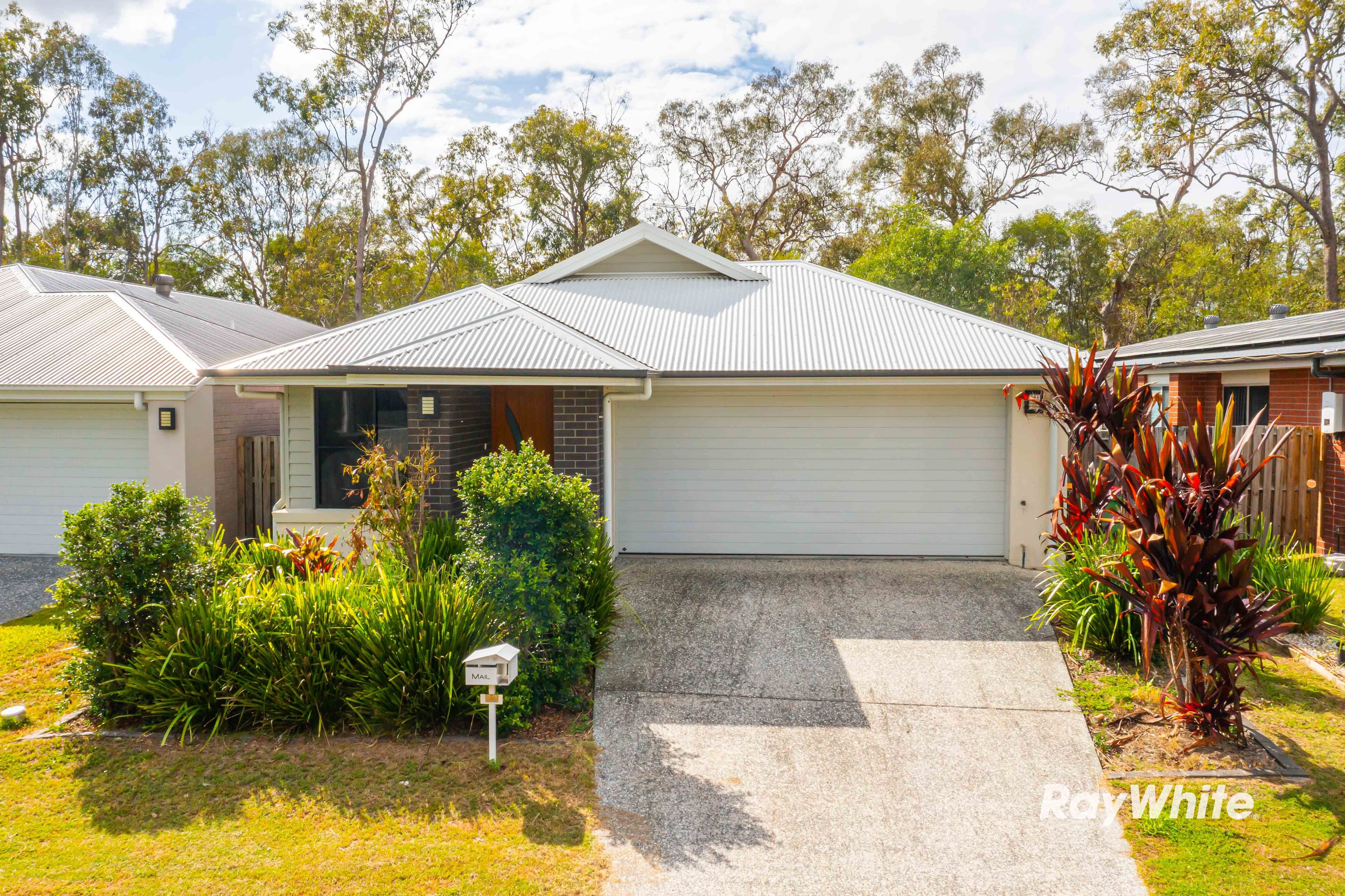 22 Bloomfield Avenue, Park Ridge QLD 4125, Park Ridge - Image 1