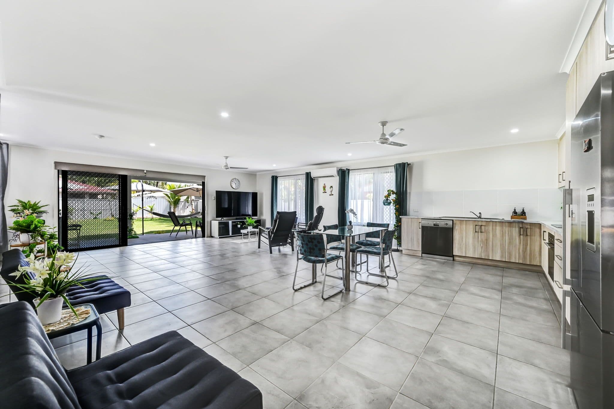 14 Virginia Court, Balgal Beach QLD 4816, Balgal Beach - Thumbnail 3