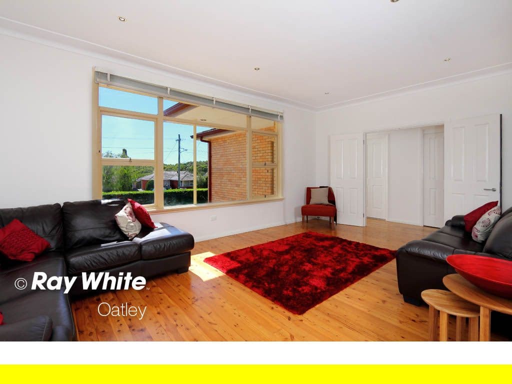 20 Waterside Parade, PEAKHURST HEIGHTS NSW 2210, Peakhurst Heights - Thumbnail 5