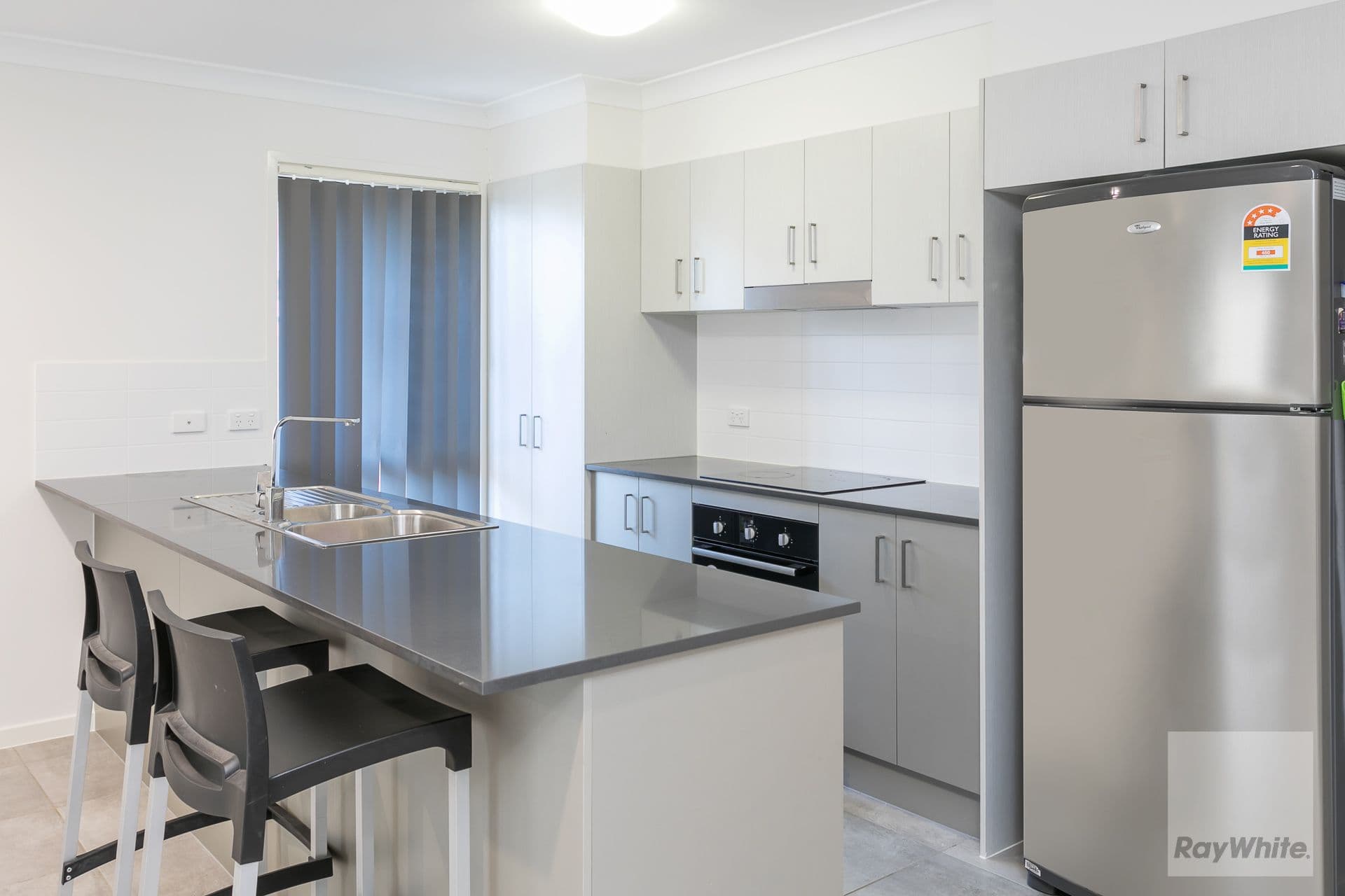 19 Golden Wattle Avenue, Mount Cotton QLD 4165, Mount Cotton - Thumbnail 2