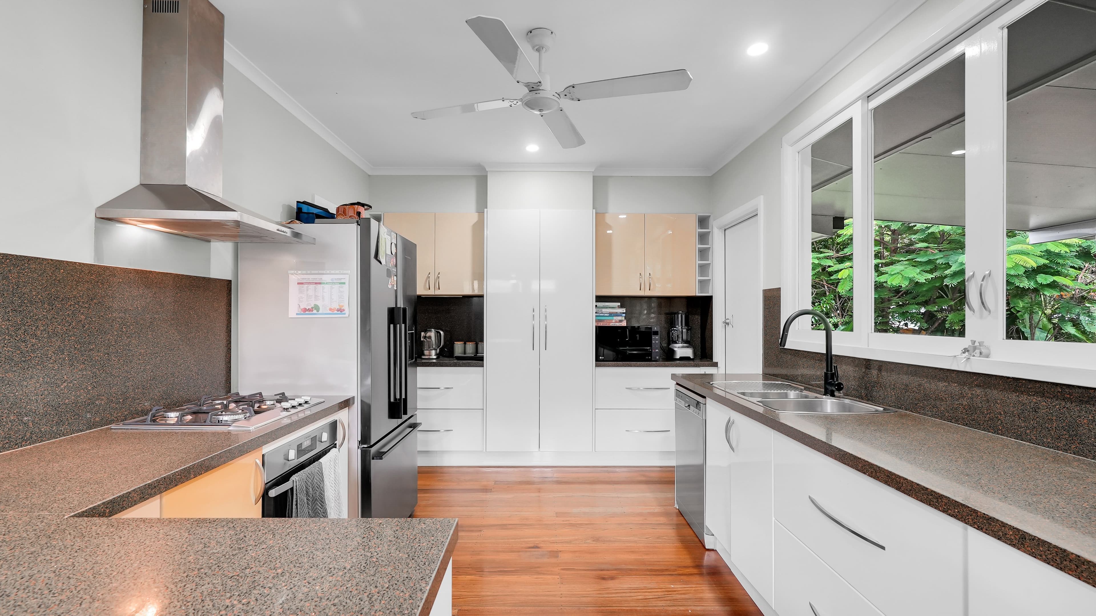 117 Wilkinson Street, Manunda QLD 4870, Manunda - Thumbnail 3