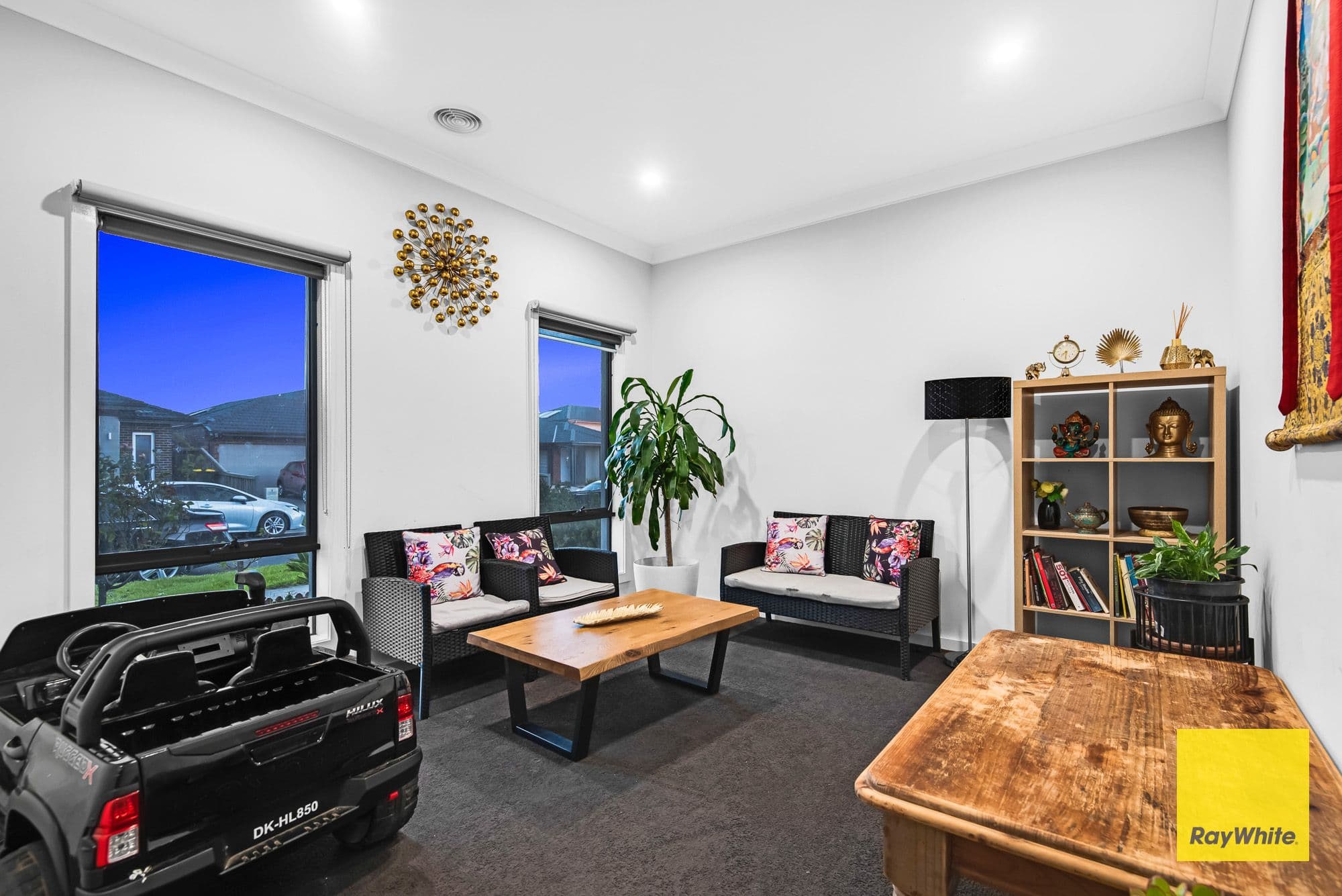 7 Warrnambool Avenue, Truganina VIC 3029, Truganina - Thumbnail 3