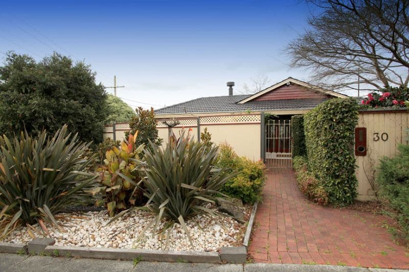 30 Brynor Crescent, GLEN WAVERLEY VIC 3150, Glen Waverley - Image 1