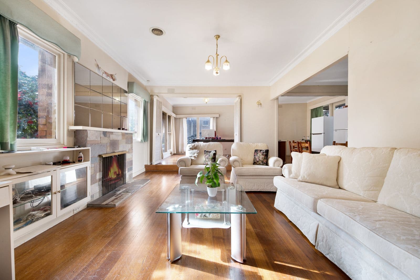 45 Aurisch Avenue, Glen Waverley VIC 3150, Glen Waverley - Thumbnail 3