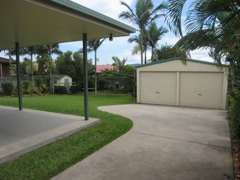 8 Raymond Court, WALKERSTON QLD 4751, Walkerston - Thumbnail 2
