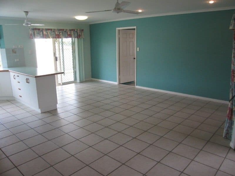 8 Raymond Court, WALKERSTON QLD 4751, Walkerston - Thumbnail 8