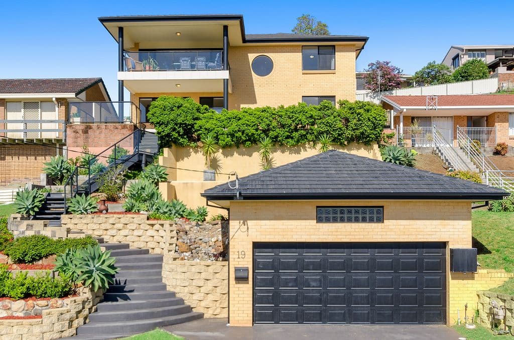 19 Tait Avenue, Kanahooka - Thumbnail 2