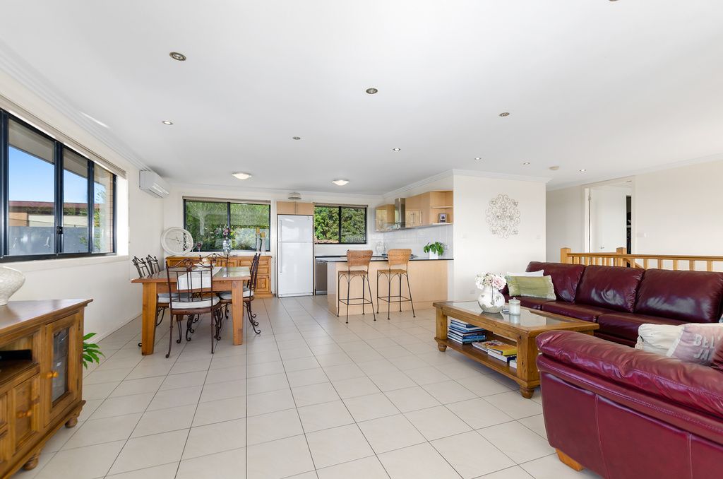 19 Tait Avenue, Kanahooka - Thumbnail 4