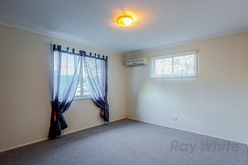 11 Kenmare Street, Eagleby QLD 4207, Eagleby - Thumbnail 4