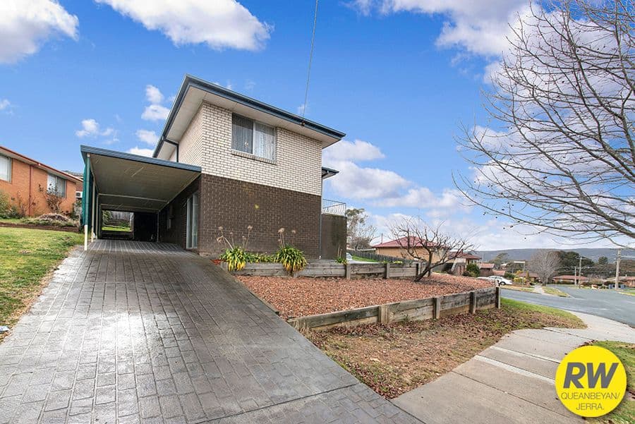 1 Cypress Place, CRESTWOOD NSW 2620, Crestwood - Thumbnail 3