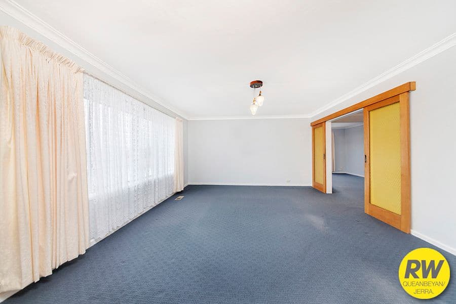 1 Cypress Place, CRESTWOOD NSW 2620, Crestwood - Thumbnail 4