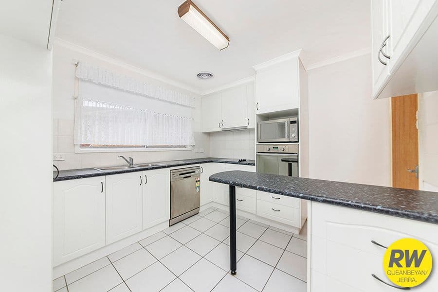 1 Cypress Place, CRESTWOOD NSW 2620, Crestwood - Thumbnail 8