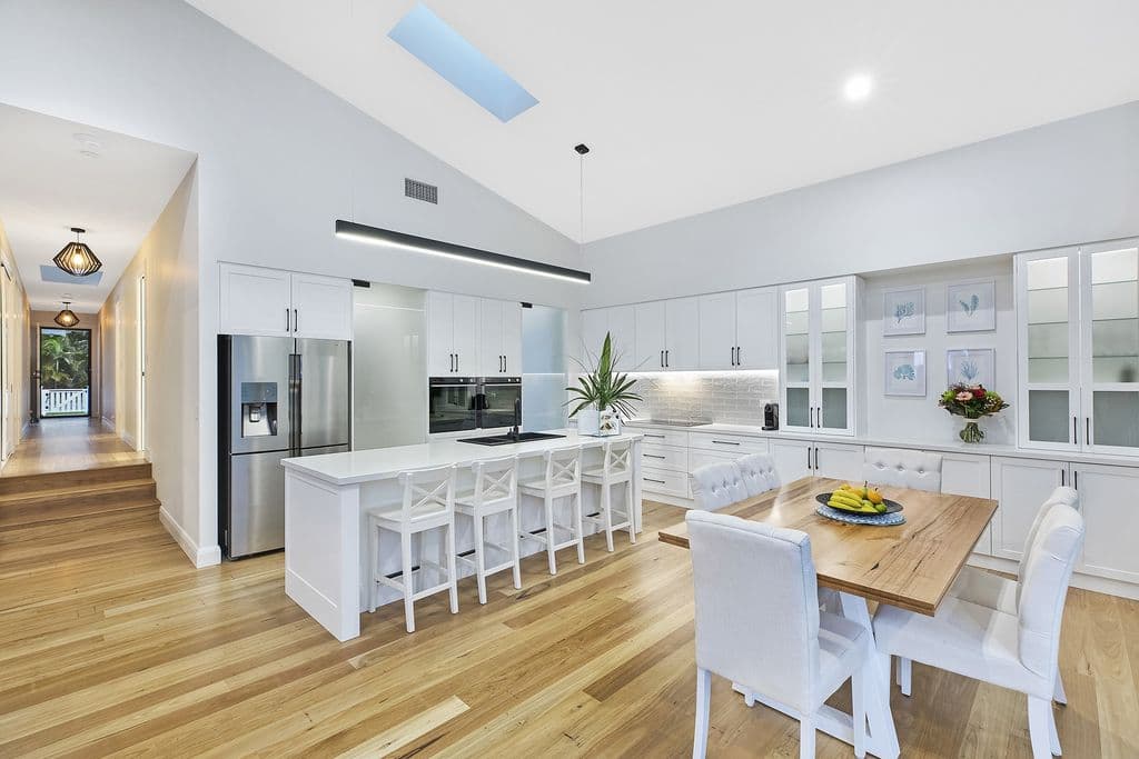 2 Altona Avenue, Bateau Bay - Image 1