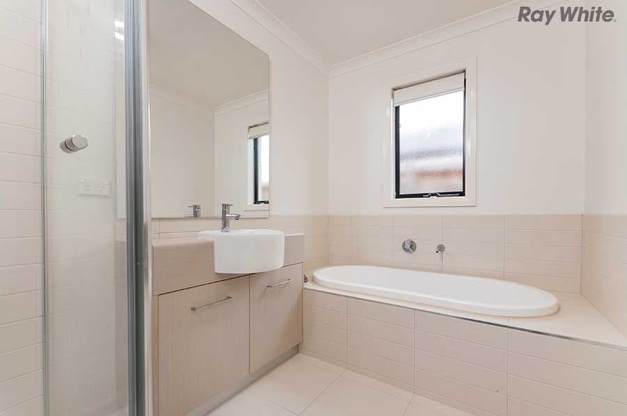17 Giverny Close, Burnside Heights VIC 3023, Burnside Heights - Thumbnail 6