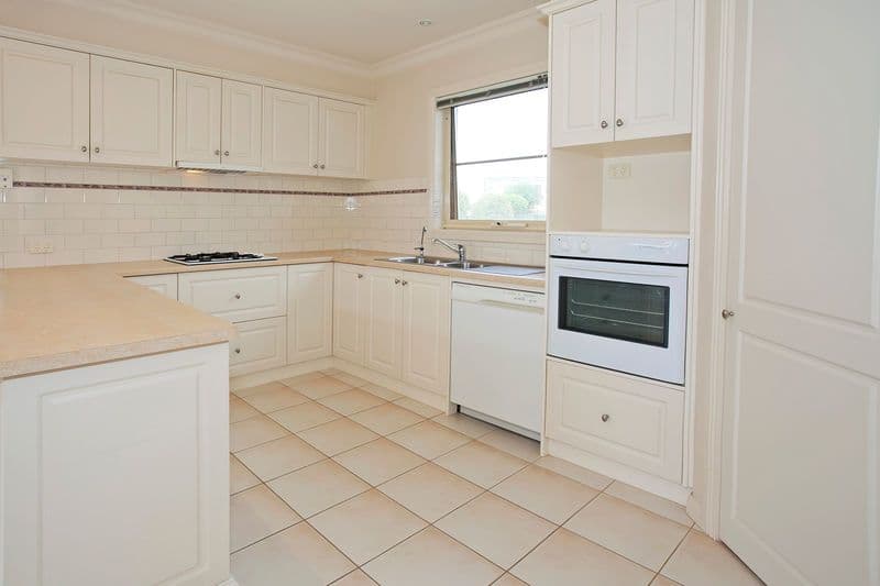 3 Cedarville Close, HIGHTON VIC 3216, Highton - Thumbnail 2
