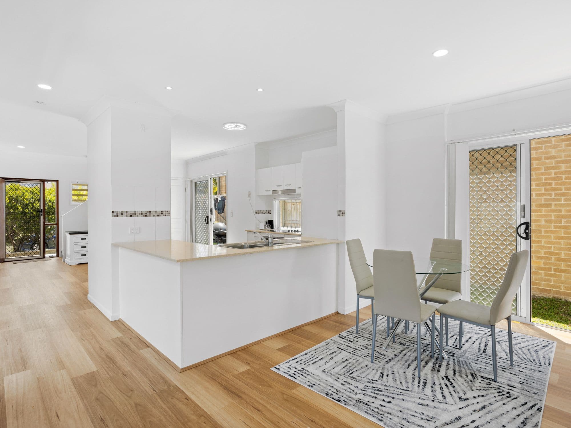 22 Kelly Avenue, Coomera QLD 4209, Coomera - Thumbnail 4