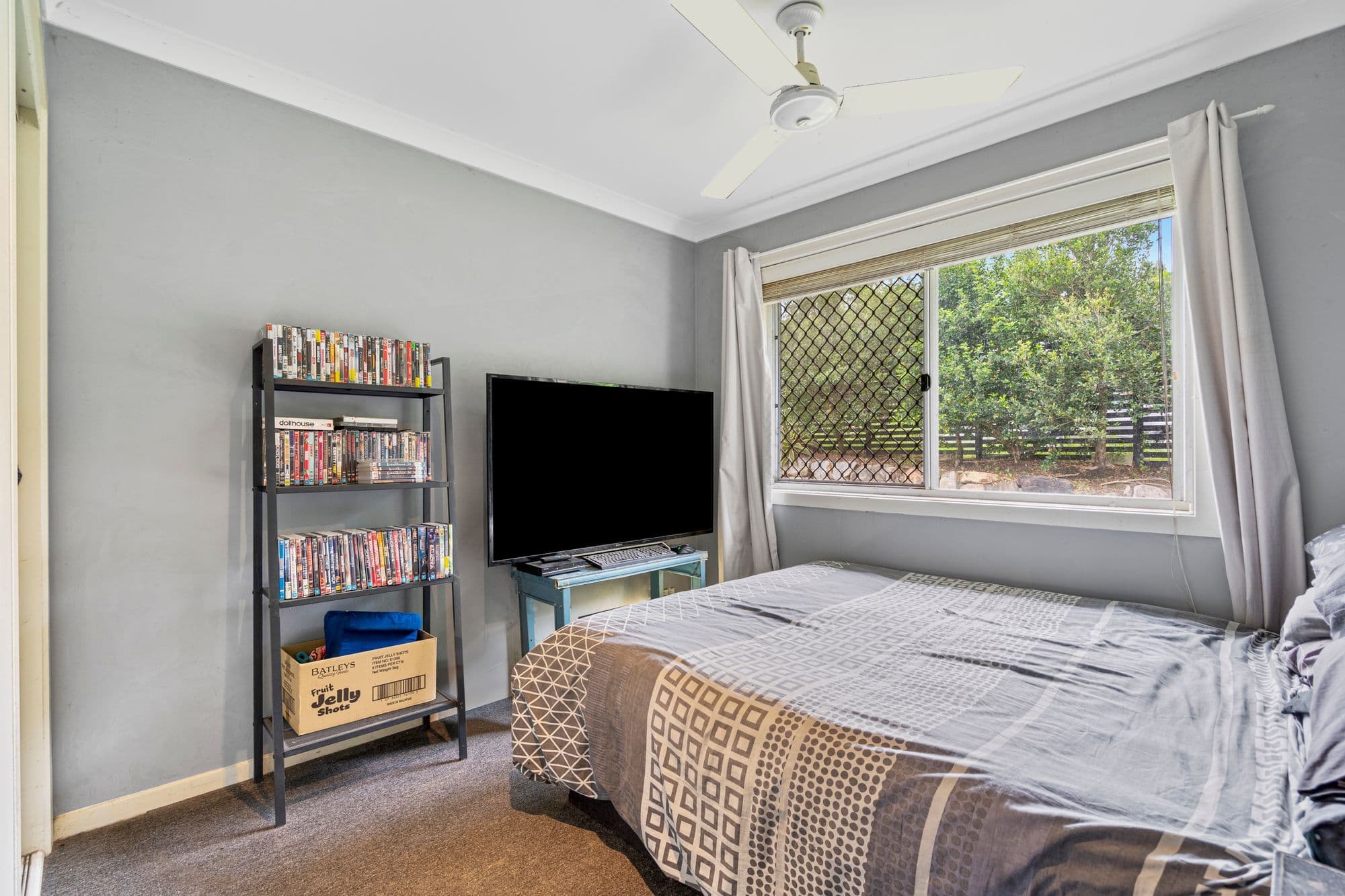 22 Orlando Drive, Holmview QLD 4207, Holmview - Thumbnail 8