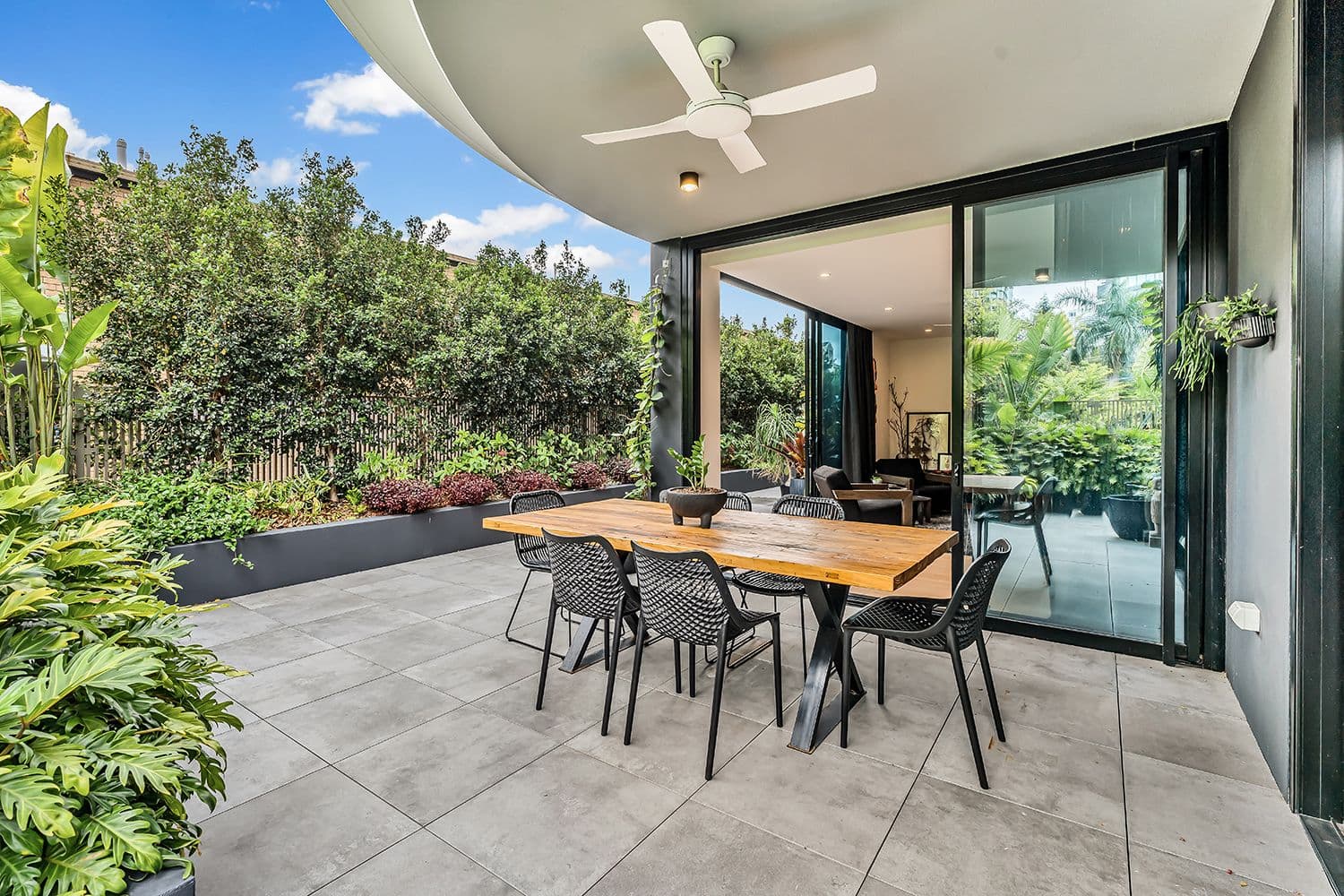 20 Castlebar Street, Kangaroo Point QLD 4169, Kangaroo Point - Thumbnail 2